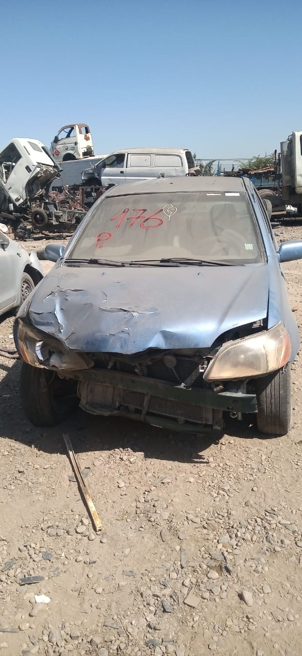  Toyota YARIS 2002    EN DESARME